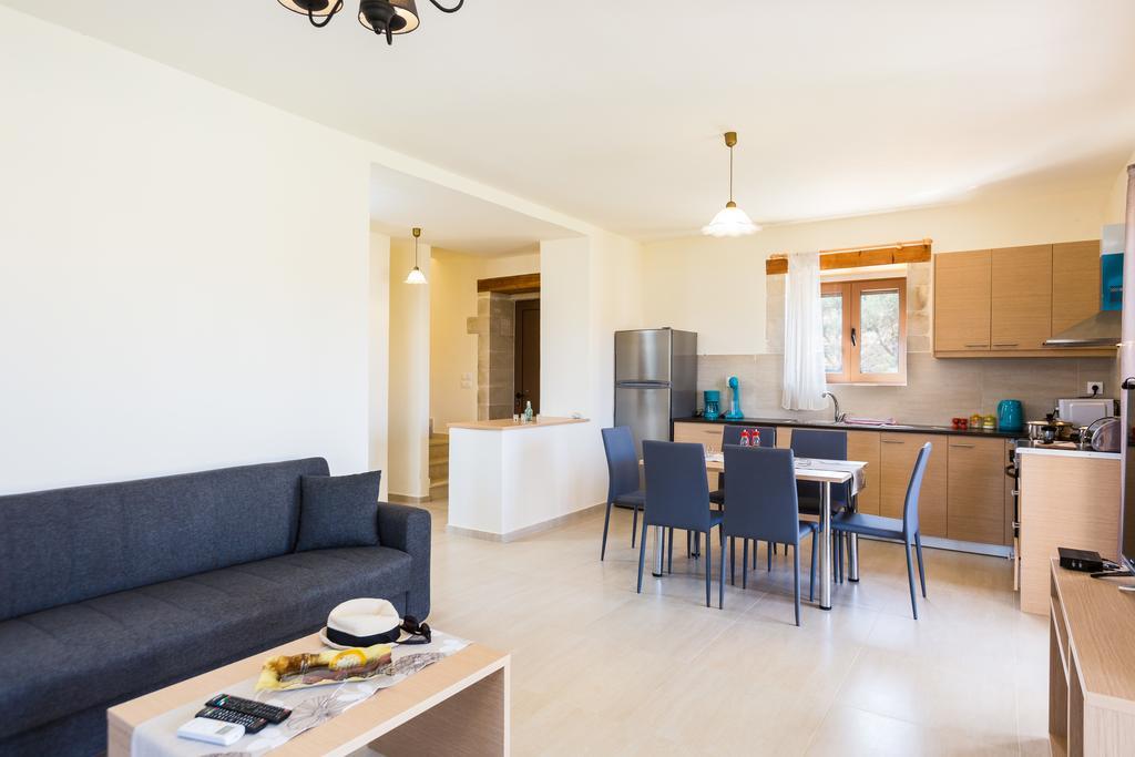 Dimokritos Villas, A Homestay Experience, By Thinkvilla Angeliana  Экстерьер фото